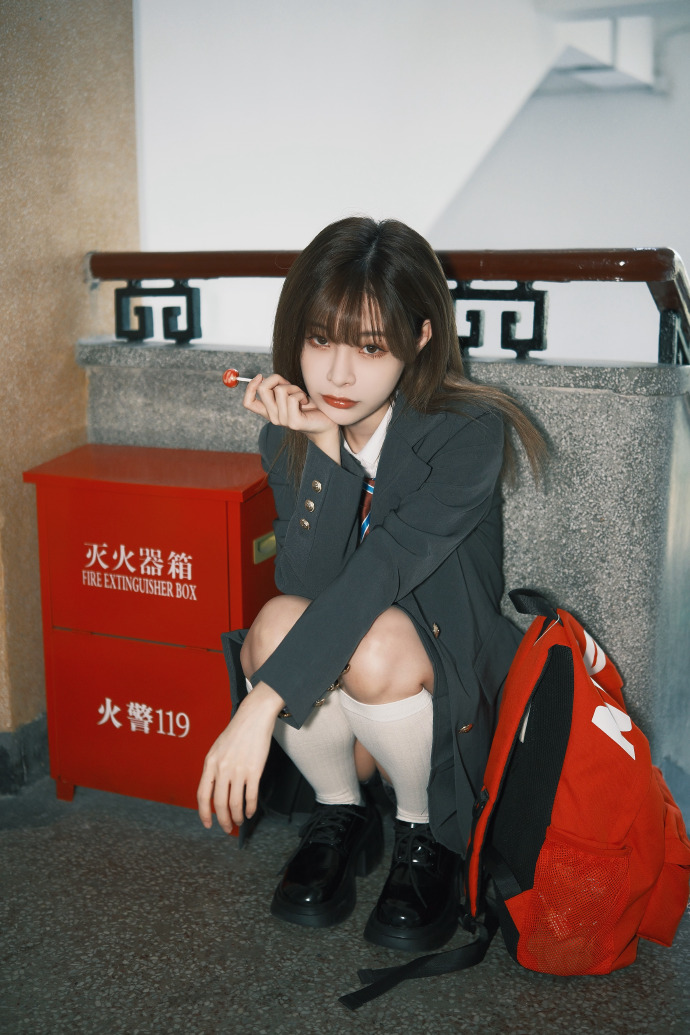 三十而已 封面