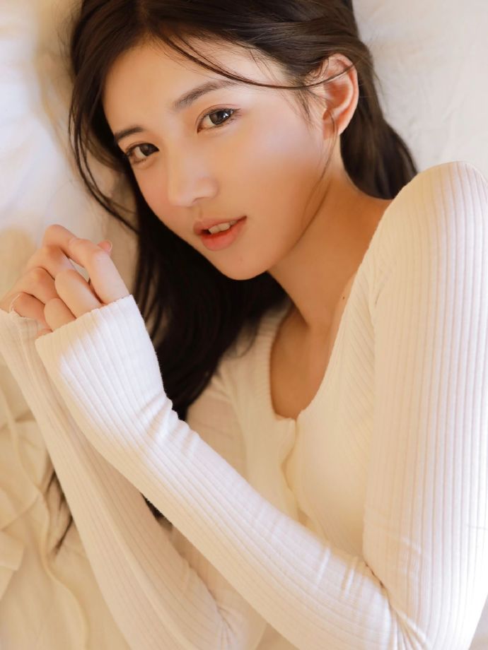 谢贤与施南生：命运与努力的差异对比